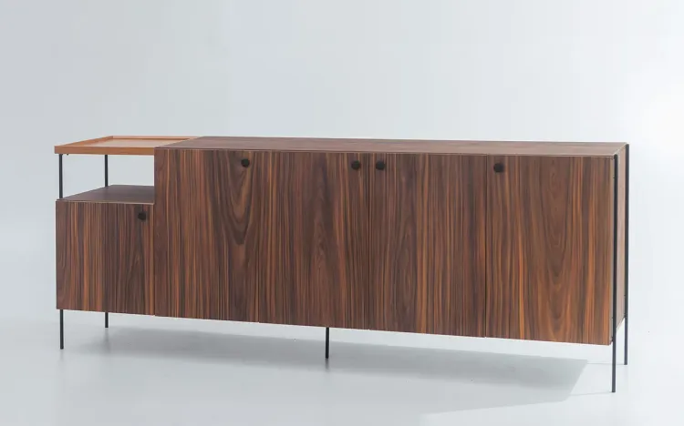 BALCÃO BUFFET 5 PORTAS COM NICHO E TAMPO DE MADEIRA PÉS DE METAL TRAY MDF PAU FERRO 202,5X41,5X75 CM