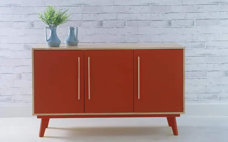 ARMÁRIO PÉS PALITO BUFFET 3 PORTAS DE MADEIRA MACIÇA VERMELHO CELESTE 133X40X79,5 CM