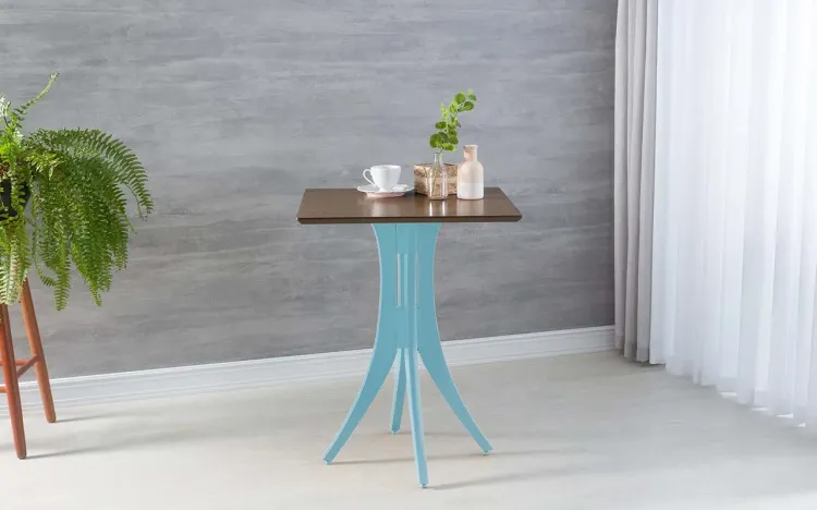MESA PARA APARTAMENTO PEQUENO QUADRADA JULIETTE 60X60X77CM CAPUCCINO E AZUL BEBÊ
