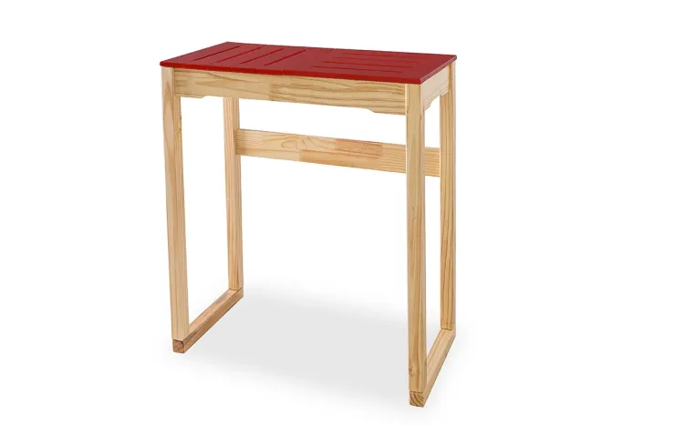 MESA BISTRÔ ALTA DE MADEIRA MACIÇA TAEDA NATURAL COM TAMPO COLORIDO OLGA - VERNIZ NATURAL/VERMELHO 80X43X93,5CM
