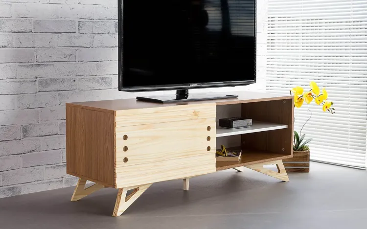 RACK TV MODERNO RETRÔ VINTAGE FREDDIE 1200 MDF FREIJÓ PÉS MADEIRA TAEDA PORTA DE CORRER MADEIRA TAEDA NATURAL 120x43,6x48,5 CM