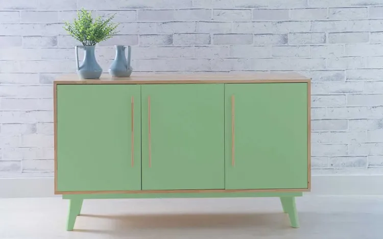 APARADOR BUFFET COM PRATELEIRA E 3 PORTAS CELESTE NATURAL E VERDE SÁLVIA 133X40X79,5 CM