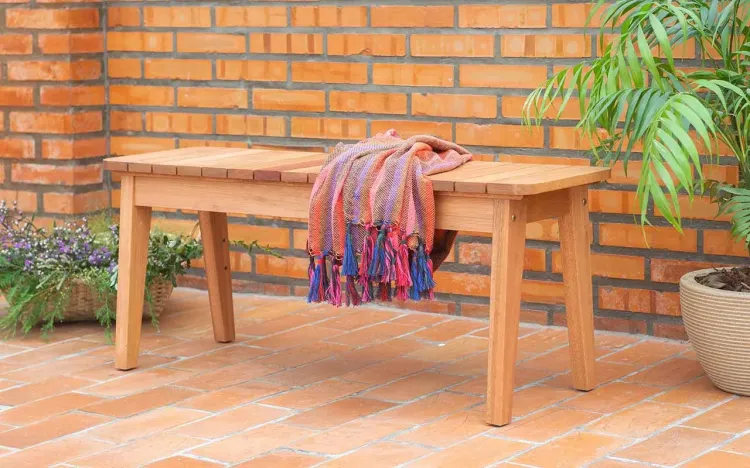 BANCO PARA VARANDA SEM ENCOSTO DE MADEIRA HOLZ 107X36X44,3CM COR CASTANHEIRA