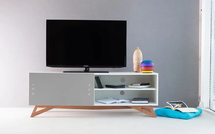 RACK TV MODERNO RETRÔ VINTAGE FREDDIE 1400 MDF BRANCO PÉS MADEIRA COR JATOBÁ PORTA CINZA DE CORRER  140x43,6x48,5 CM