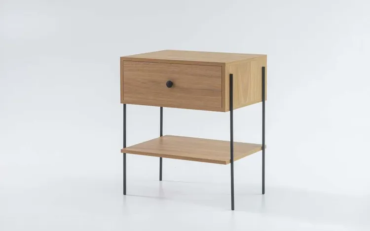 MESINHA DE CABECEIRA COM GAVETA NASH MDF DUAL E PÉS METAL 52X37X60 CM