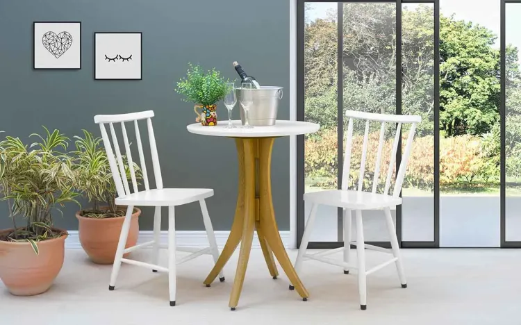 MESA DE RESTAURANTE COM 2 CADEIRAS REDONDA JULIETTE VERNIZ AMÊNDOA E BRANCO