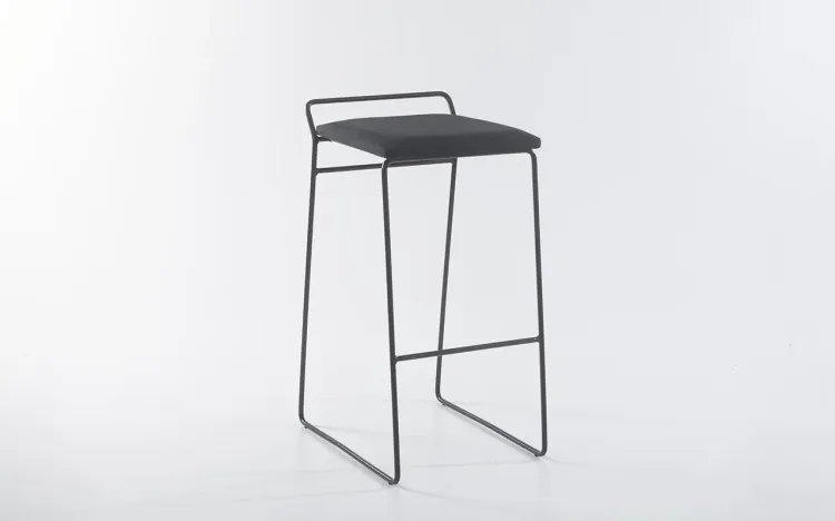 BANCO ALTO SEM ENCOSTO DE METAL BEND TEC. 004 ALGODÃO PRETO 39,5X50X79,5 CM