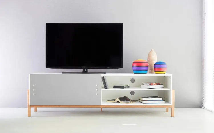 RACK TV CONTEMPORÂNEO MODERNO ERIC 1600 MDF BRANCO PÉS MADEIRA COR JATOBÁ PORTA CINZA DE CORRER  166x43,6x48,5 CM