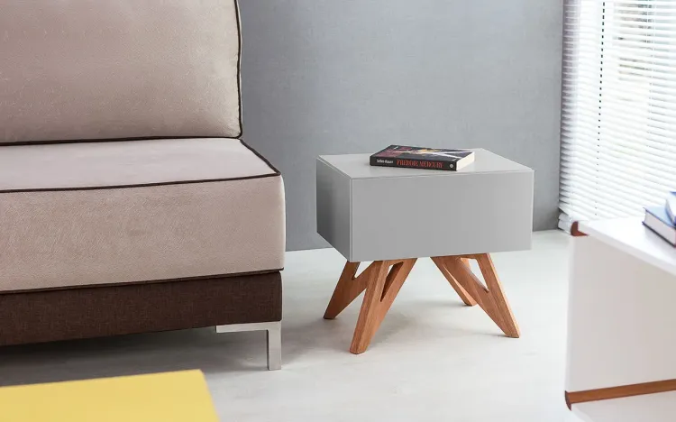 MESA DE CANTO LATERAL SOFÁ COLORIDA CINZA DESIGN MODERNO E RETRÔ FREDDIE 46,6x34,1x45,2 CM