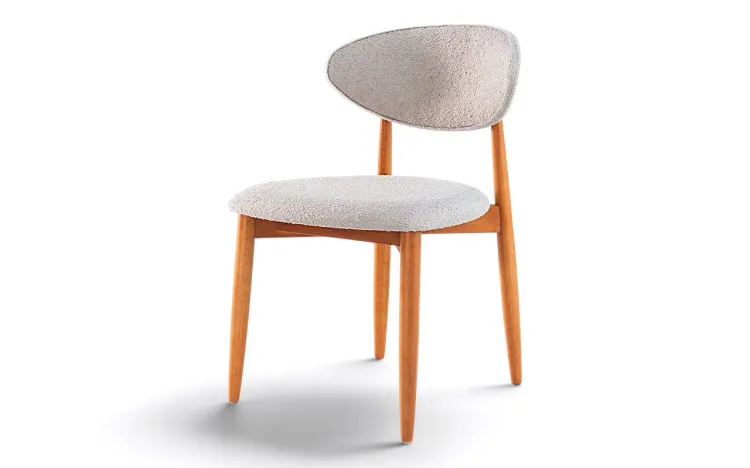 CADEIRA MADEIRA DE JANTAR ENCOSTO ANATÔMICO ISIS VERNIZ JATOBÁ E TEC. BOUCLE BEGE 53X59X82CM