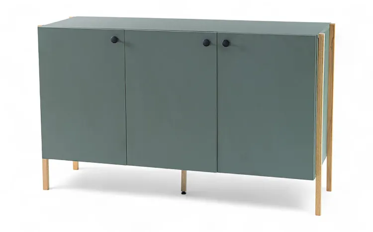 APARADOR E BUFFET 3 PORTAS NASH MDF VERDE ESCURO E PÉS DE MADEIRA TAUARI 124X41,5X75 CM
