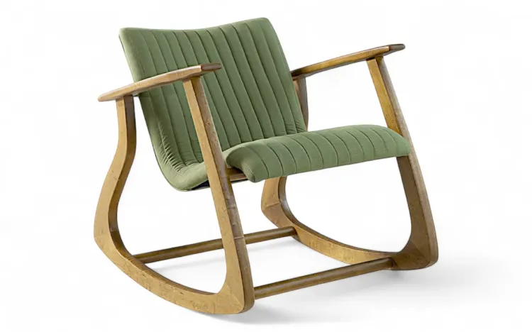 CADEIRA DE BALANÇO SMITH MATELASSÊ VERNIZ AMÊNDOA TEC.121 ALGODÃO VERDE MUSGO 65X83X72CM