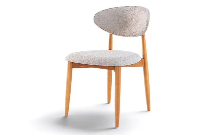 CADEIRA TORNEADA MODERNA ESTOFADA ISIS VERNIZ AMÊNDOA E TEC. BOUCLE BEGE 53X59X82CM