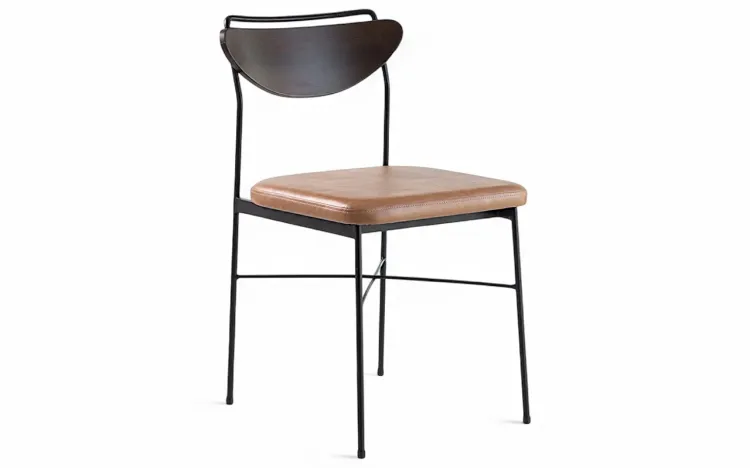 CADEIRA ESTOFADA COM METAL LÉA VERNIZ CAPUCCINO E TEC. COURO SINTÉTICO CARAMELO 44X57X81,5 CM