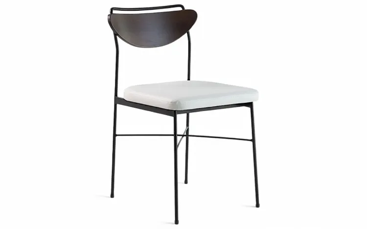 CADEIRA DE METAL PARA MESA DE JANTAR LÉA VERNIZ CAPUCCINO E TEC. COURO SINTÉTICO OFF WHITE 44X57X81,5 CM