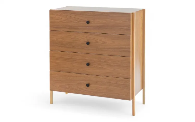 CÔMODA PARA QUARTO 4 GAVETAS PÉS DE MADEIRA NASH FREIJÓ 84x41,5x94 CM