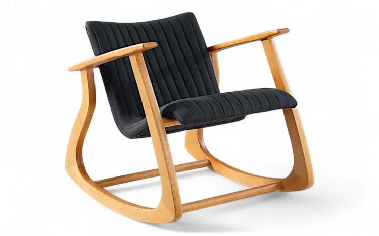 CADEIRA DE BALANÇO ESTOFADA SMITH MATELASSÊ VERNIZ JATOBÁ TEC.004 ALGODÃO PRETO 65X83X72CM