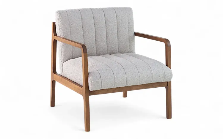 POLTRONA PARA SALA ESTOFADA CANELA VERNIZ PINHÃO TEC. BOUCLE BEGE 69X71X79 CM