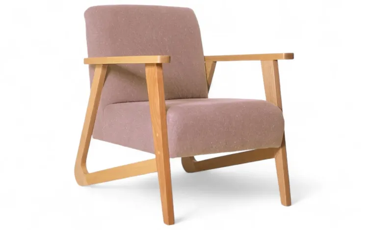 POLTRONA PARA QUARTO LIS VERNIZ AMENDOA TEC.169B ROSA 72X81X81 CM